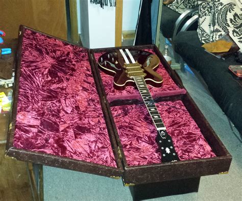 custom made guitar cases